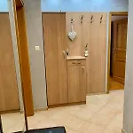 Asinela с гараж Apartmán *