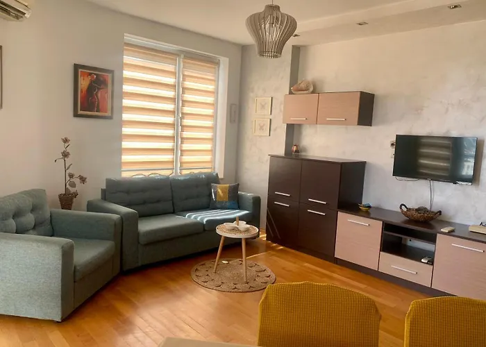 Asinela с гараж