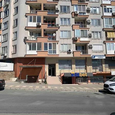 Asinela с гараж شقة *