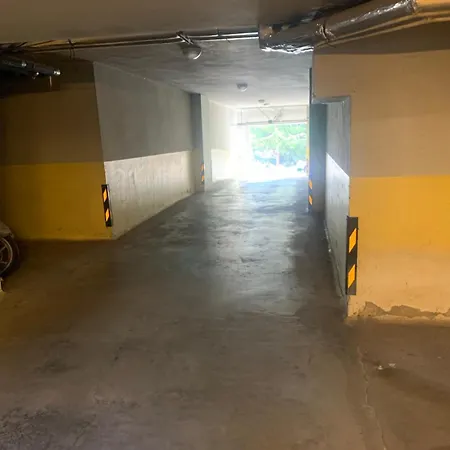 Asinela с гараж Appartement Burgas